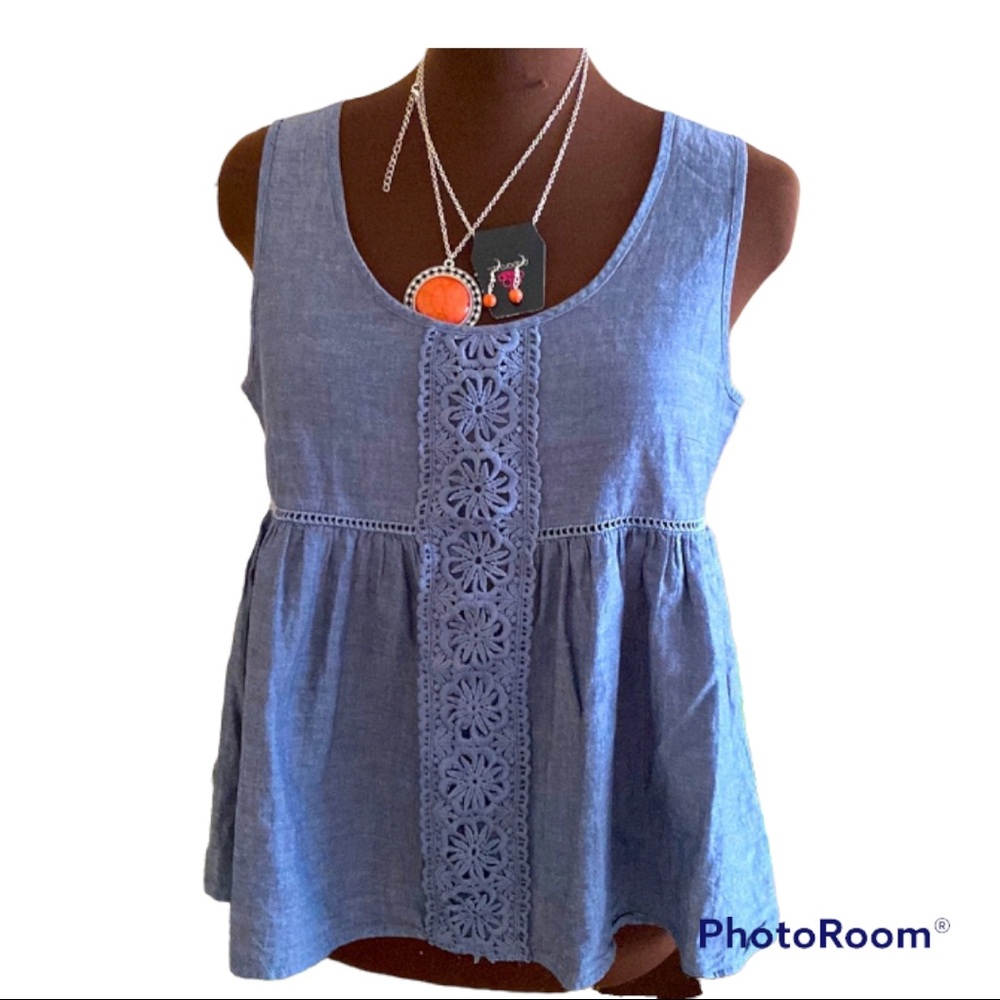 CUTE summer shirt and jewelry combo!